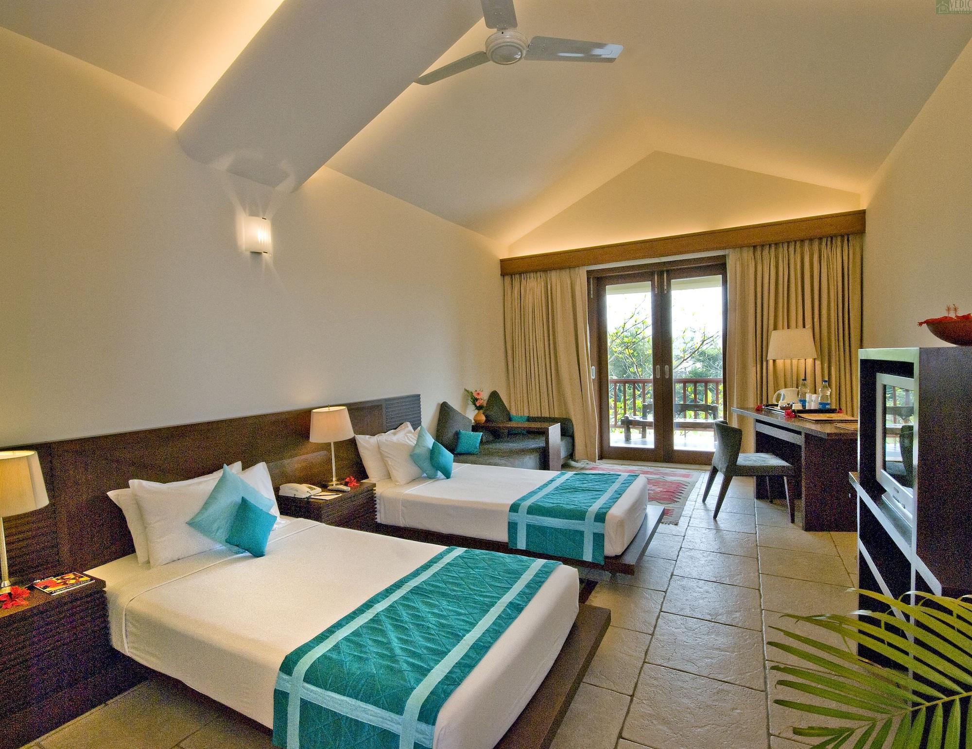 Vedic Village Spa Resort Calcutta Eksteriør billede