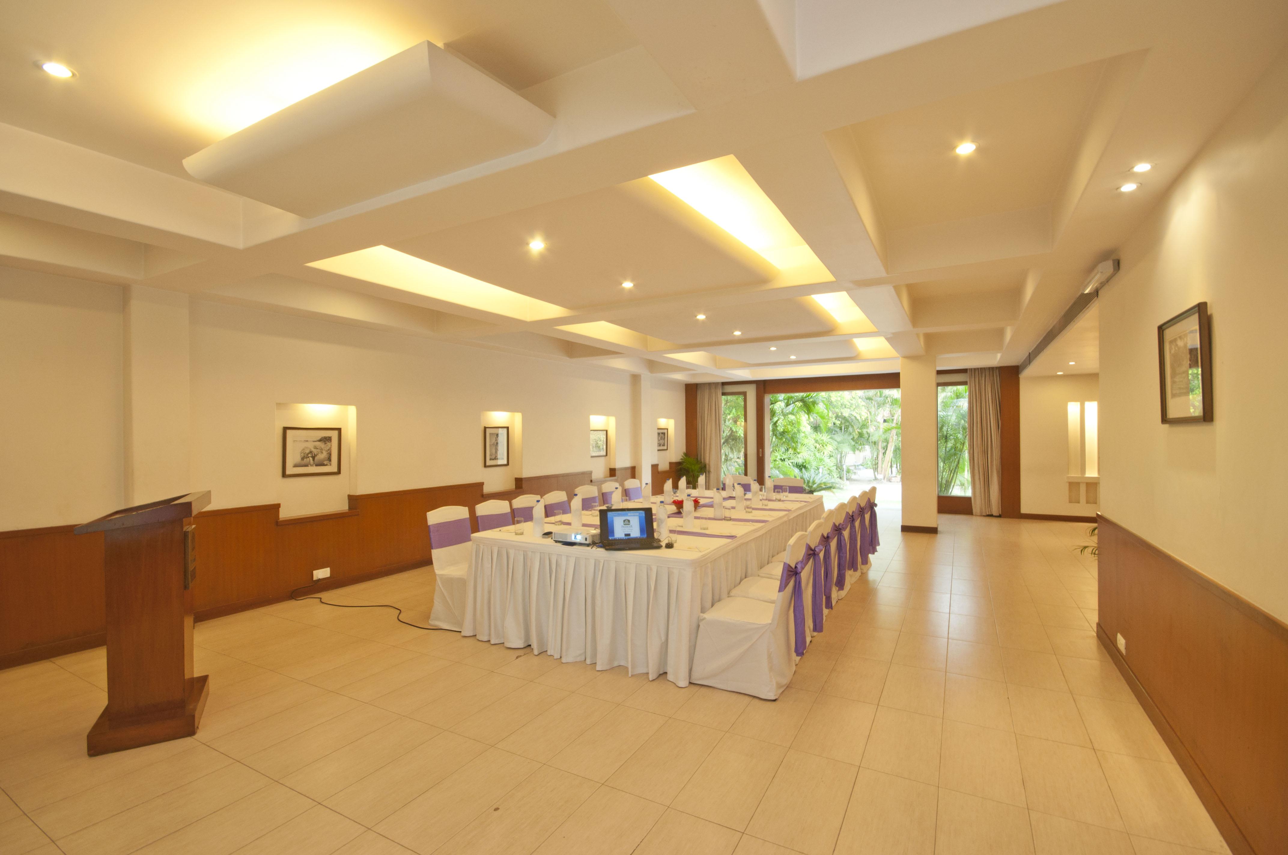 Vedic Village Spa Resort Calcutta Eksteriør billede