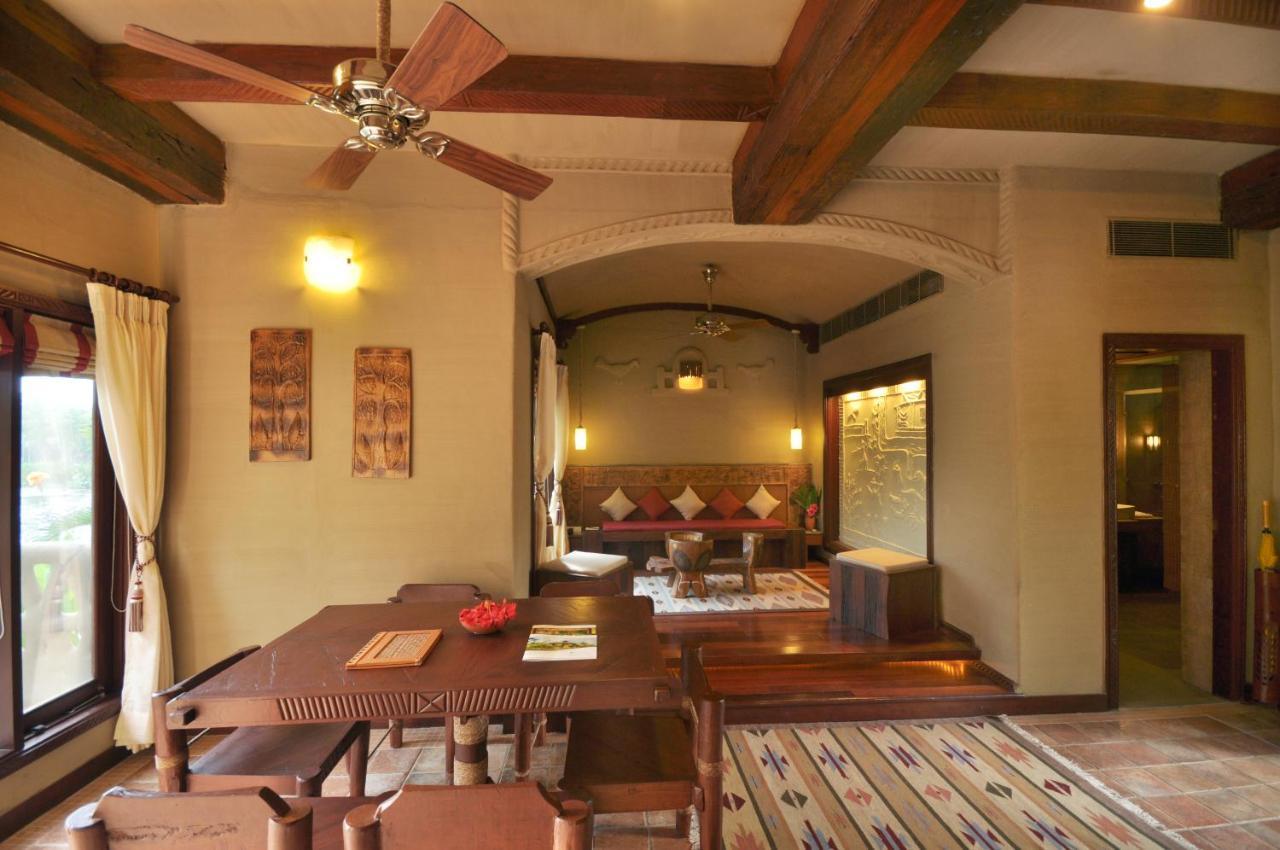 Vedic Village Spa Resort Calcutta Eksteriør billede
